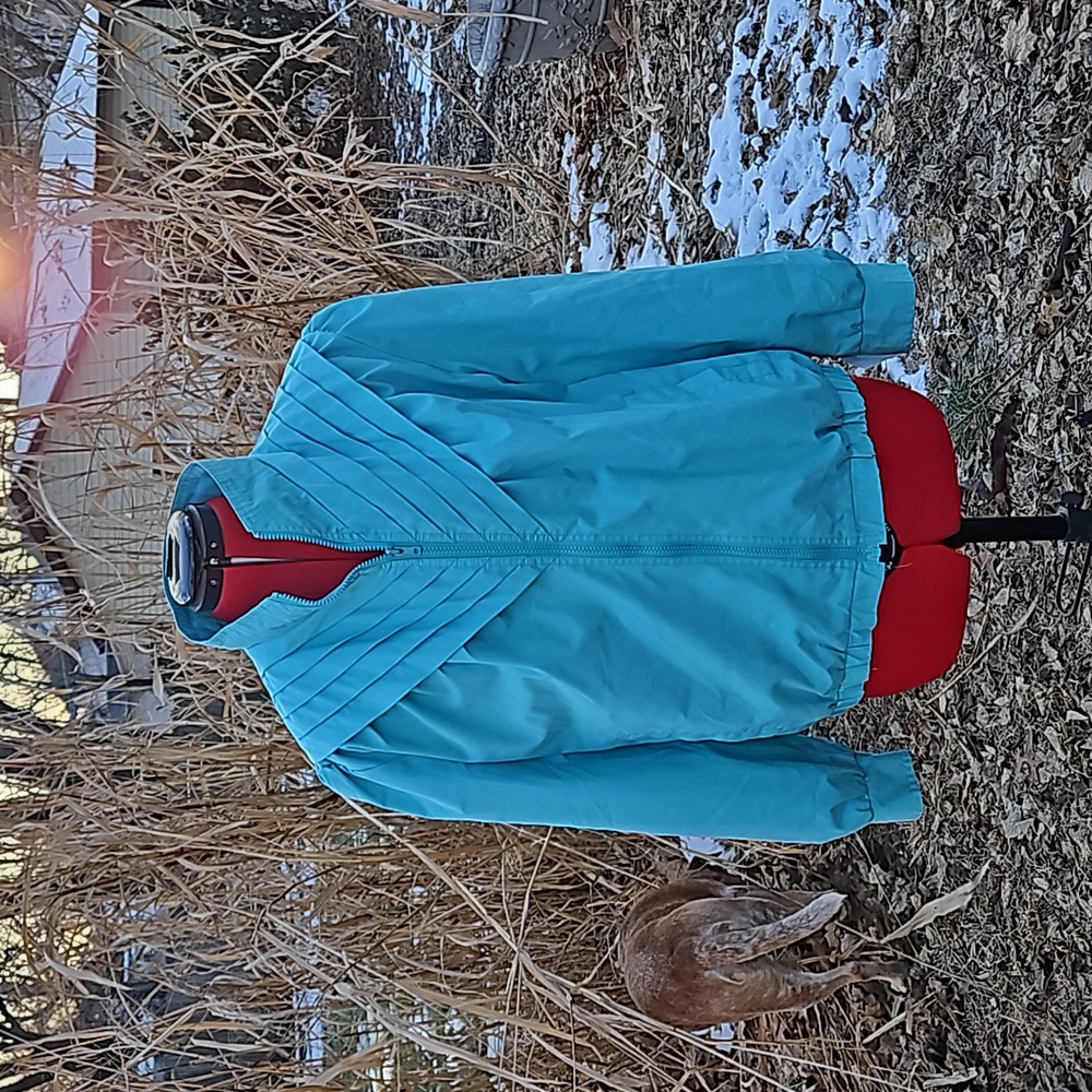 Vintage 80s Casual Club Light Weight Lt. Blue Windbreaker